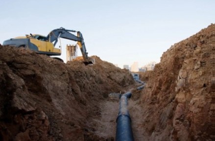 Trench & Dam Construction